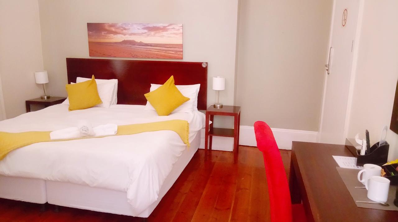 The Vic Hotel Port Elizabeth Buitenkant foto