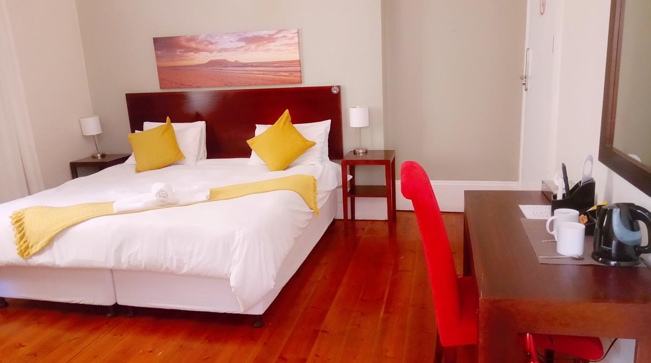 The Vic Hotel Port Elizabeth Buitenkant foto