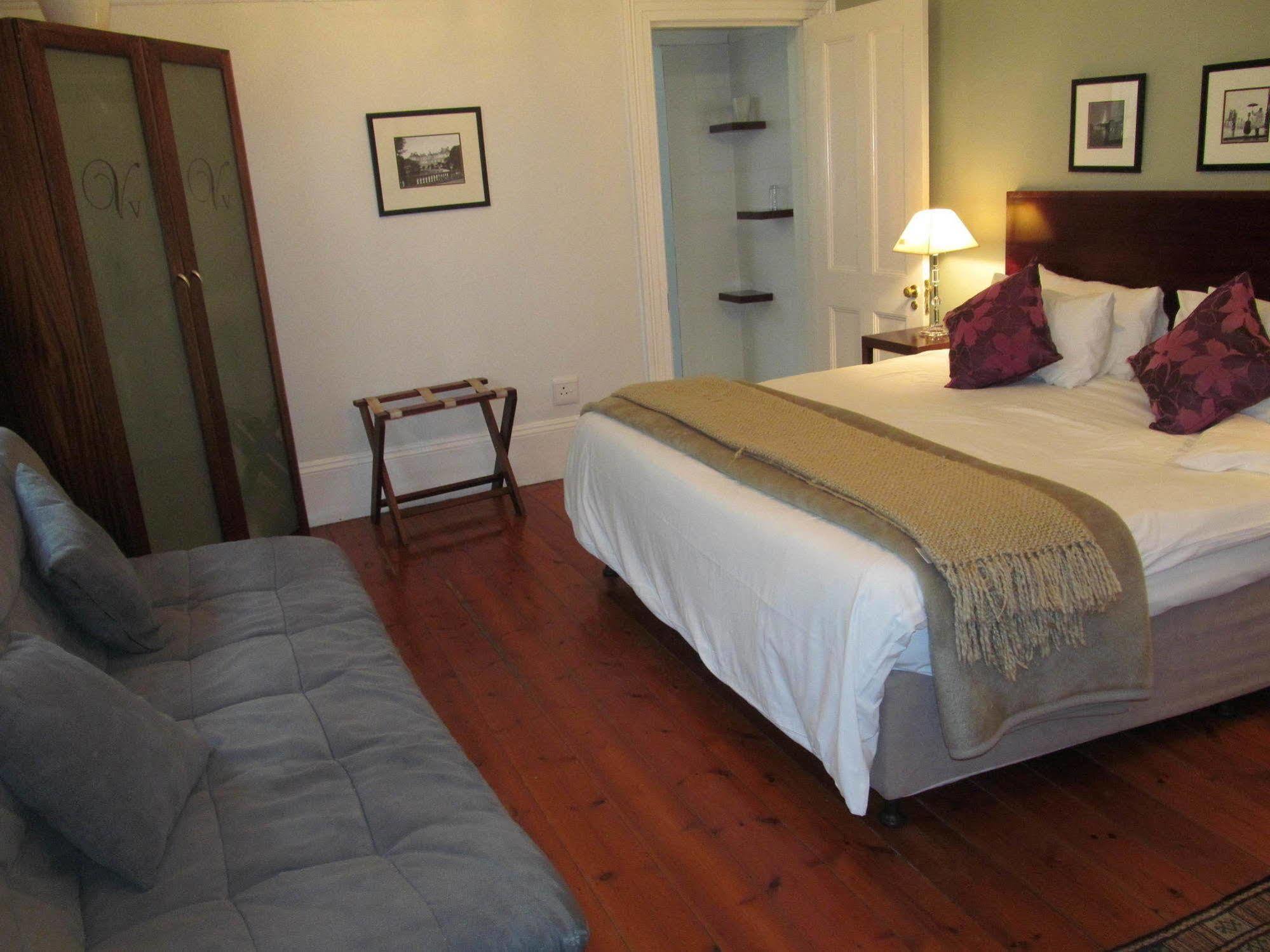 The Vic Hotel Port Elizabeth Buitenkant foto