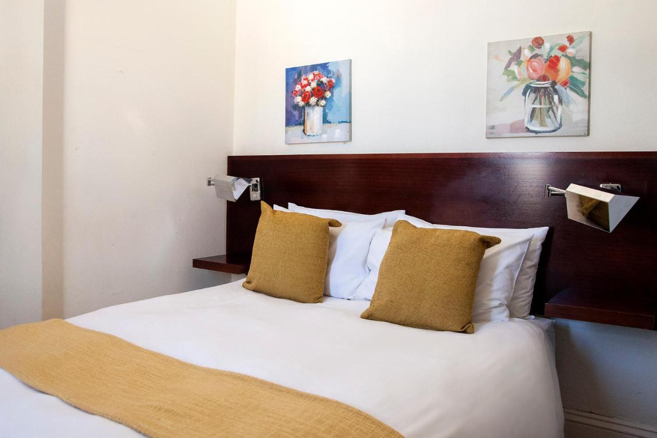 The Vic Hotel Port Elizabeth Buitenkant foto